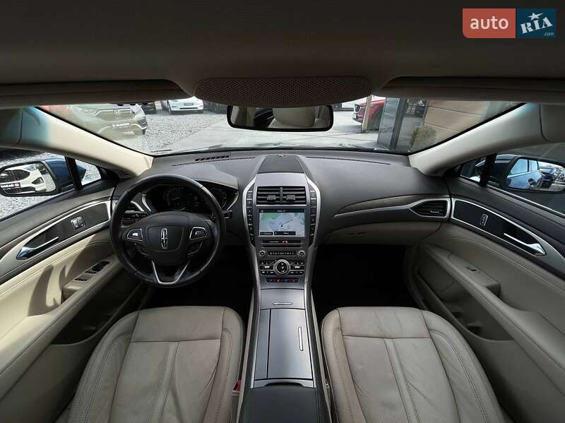 Седан Lincoln MKZ 2016 в Ровно