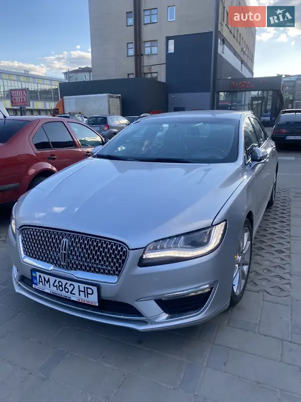 Lincoln MKZ