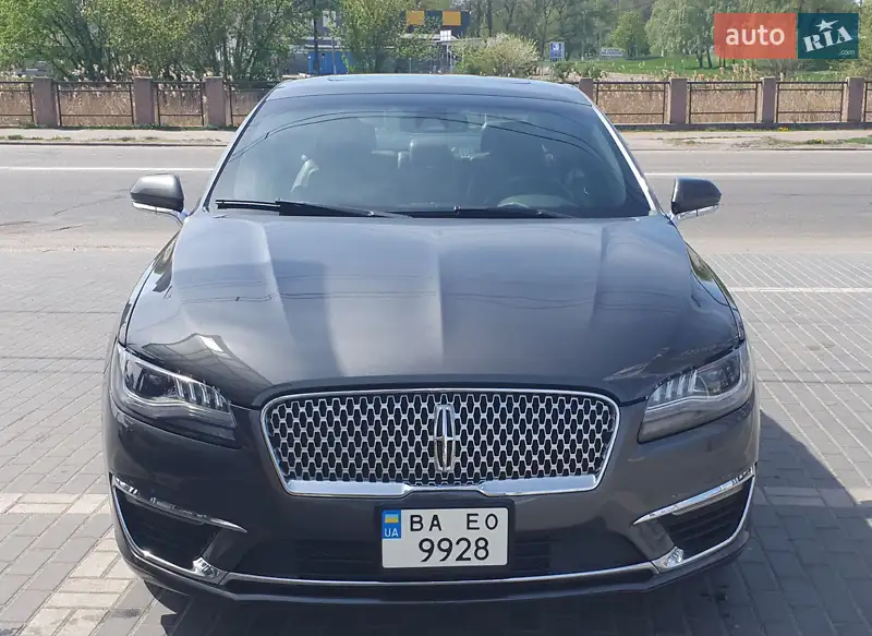 Lincoln MKZ