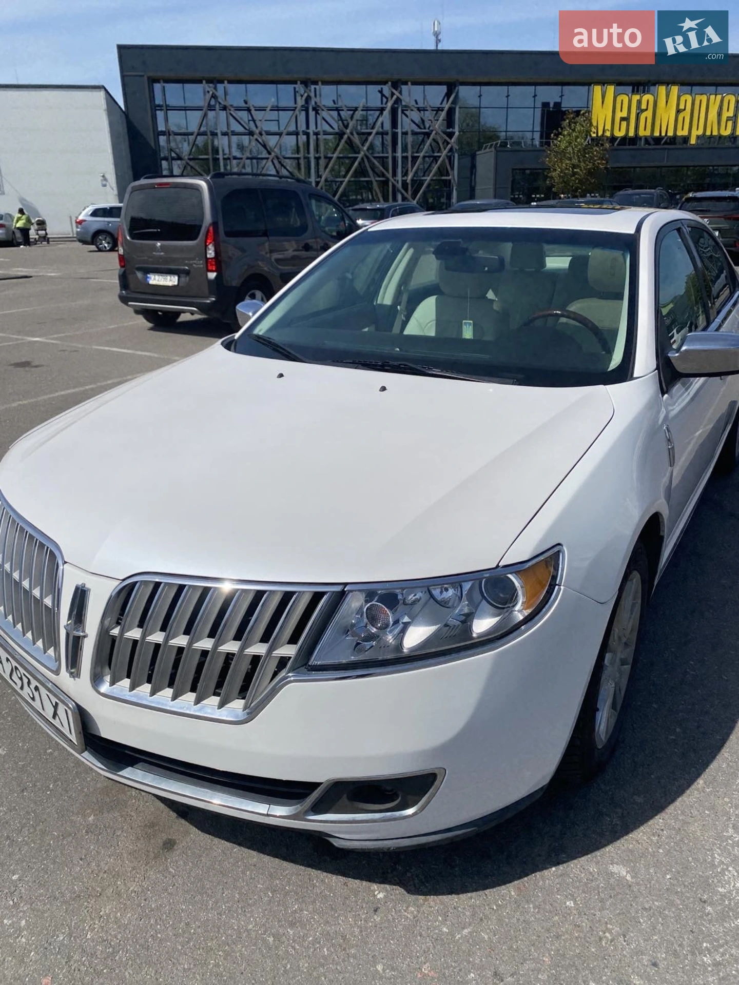 2012 Lincoln MKZ - мініатюра 2