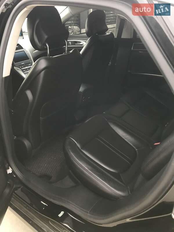 Седан Lincoln MKZ 2016 в Києві