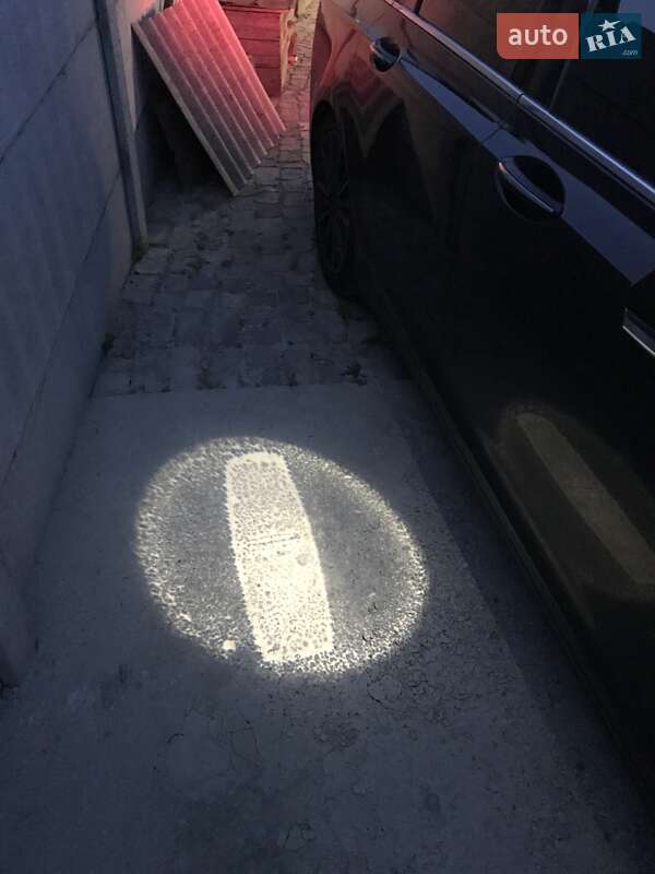 Седан Lincoln MKZ 2016 в Києві