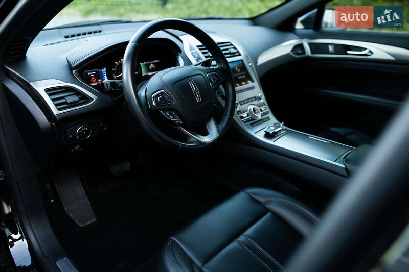 Седан Lincoln MKZ 2019 в Днепре