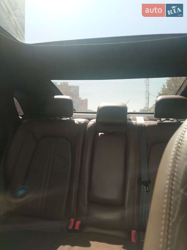 Lincoln MKZ 2013