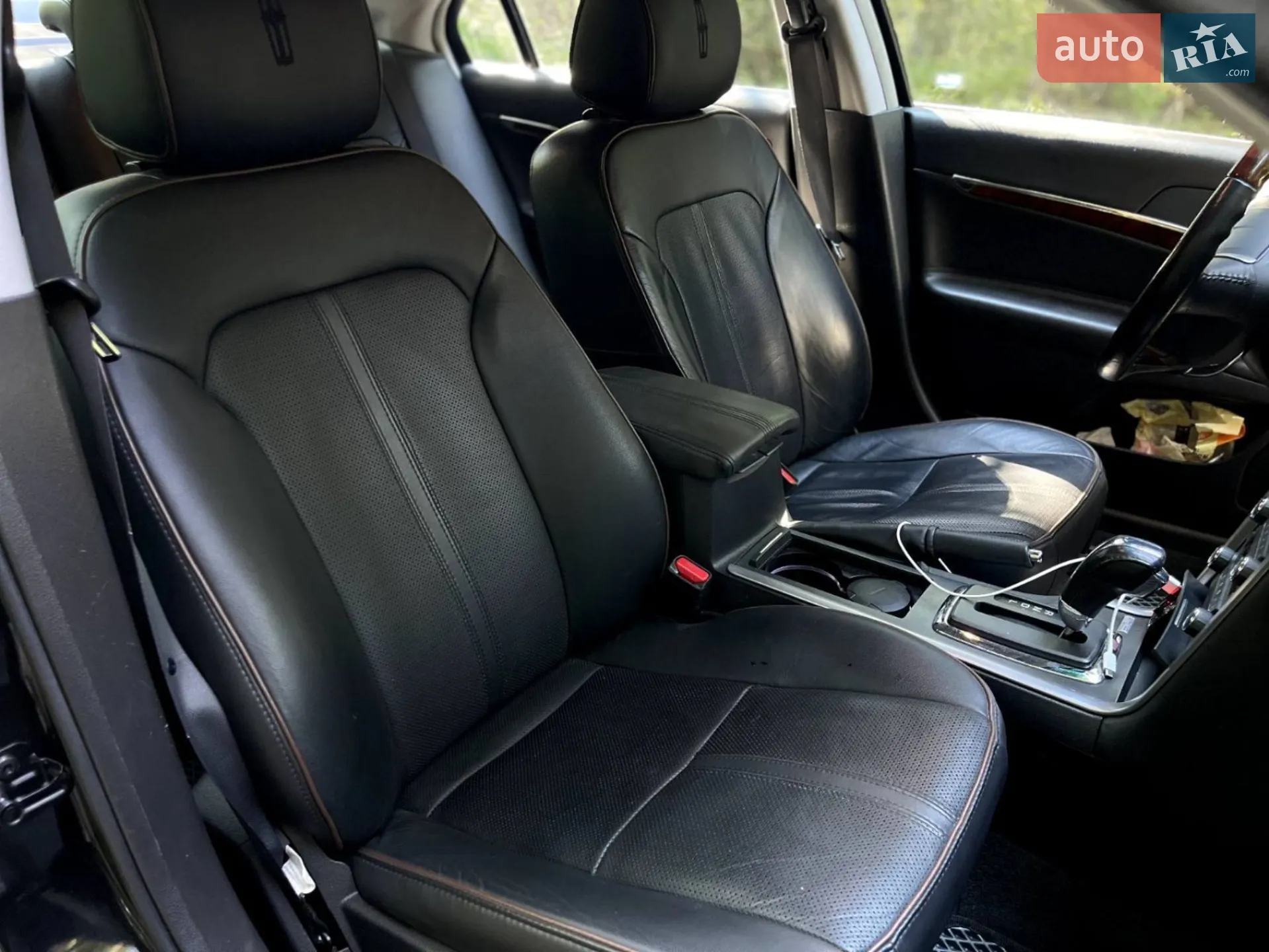 2011 Lincoln MKZ - мініатюра 8