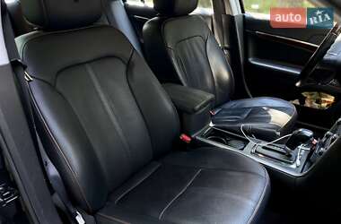 Седан Lincoln MKZ 2011 в 