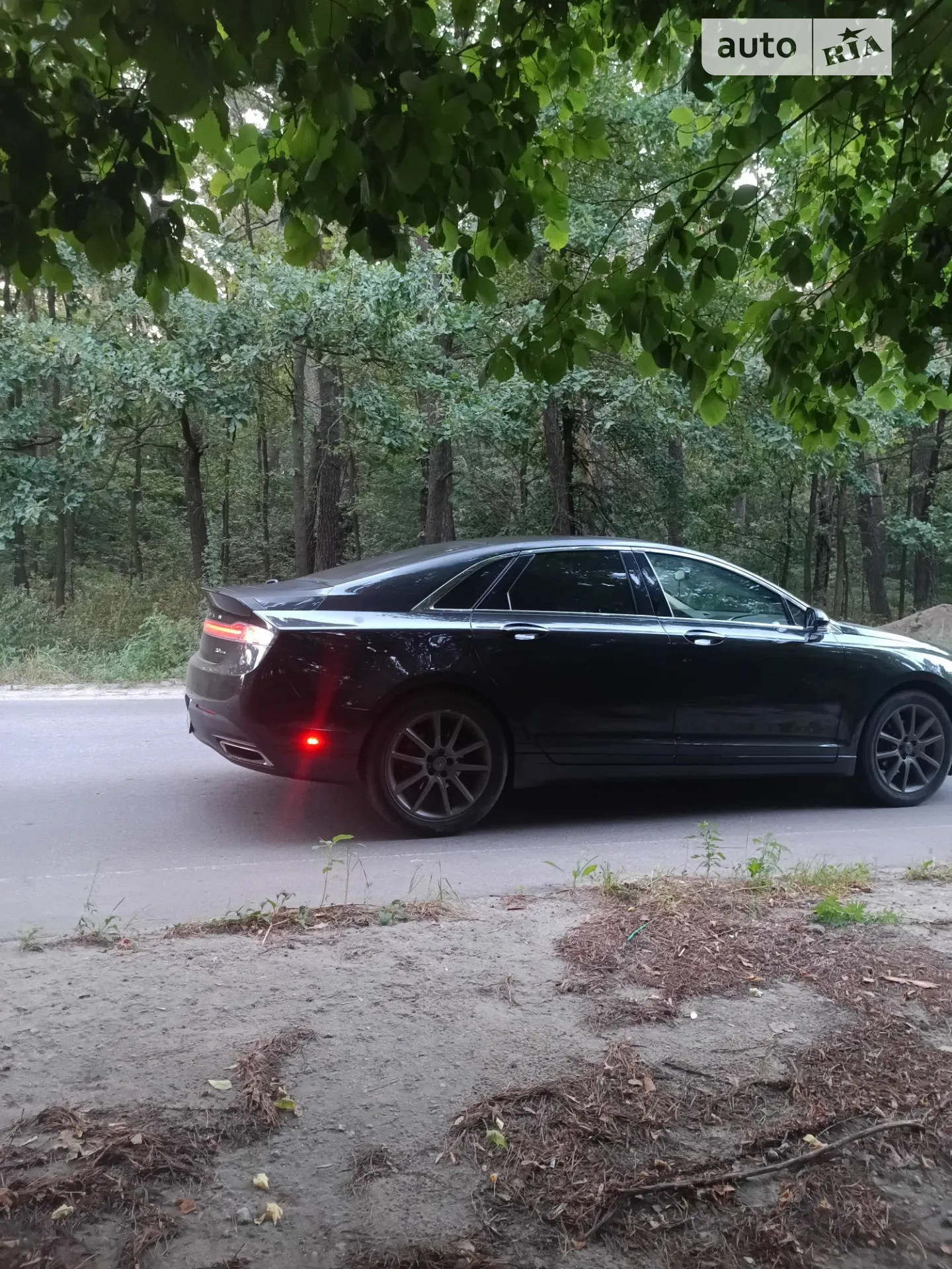 2014 Lincoln MKZ - мініатюра 4
