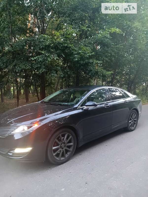 Седан Lincoln MKZ 2014 в Сумах