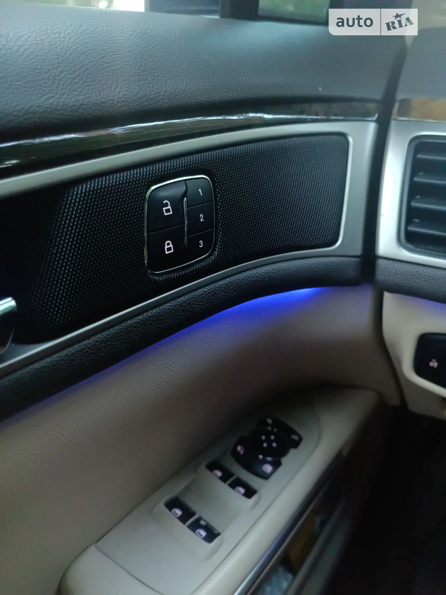 2014 Lincoln MKZ - мініатюра 27