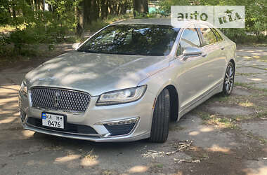 Седан Lincoln MKZ 2017 в 