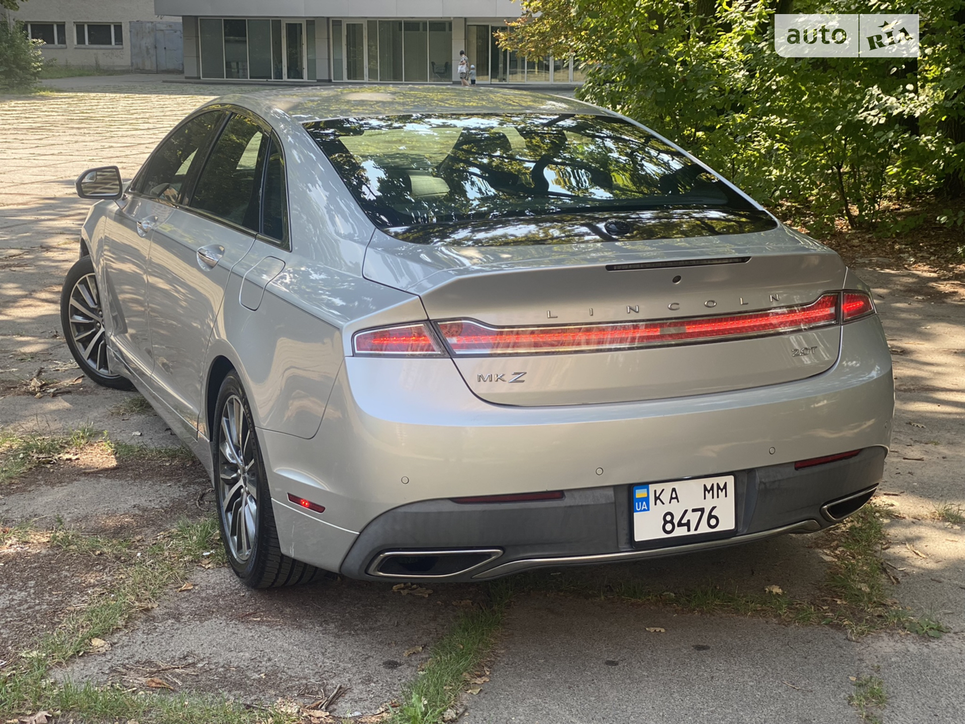 2017 Lincoln MKZ - мініатюра 13
