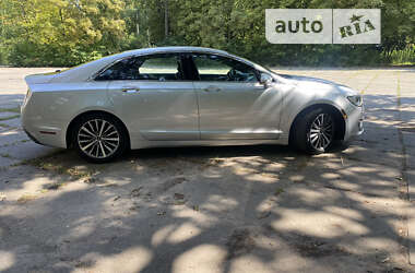 Седан Lincoln MKZ 2017 в 