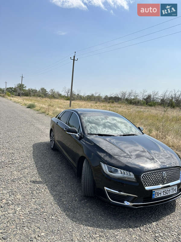Седан Lincoln MKZ 2016 в Рені