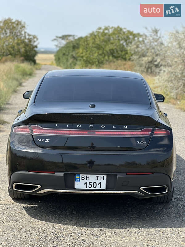 Седан Lincoln MKZ 2016 в Рені