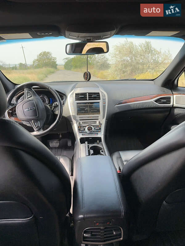 Седан Lincoln MKZ 2016 в Рені