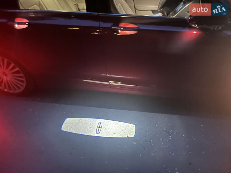 Седан Lincoln MKZ 2016 в Харкові