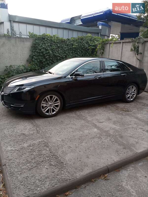 Седан Lincoln MKZ 2015 в Житомирі