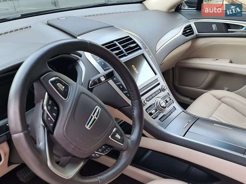 Седан Lincoln MKZ 2017 в Киеве