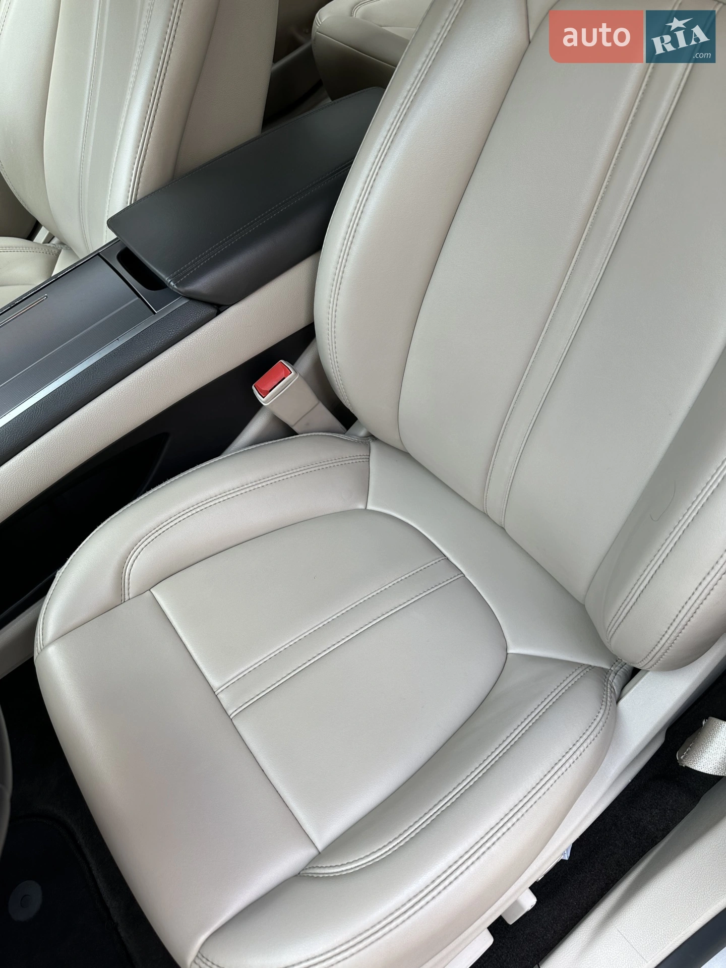 2017 Lincoln MKZ - мініатюра 13