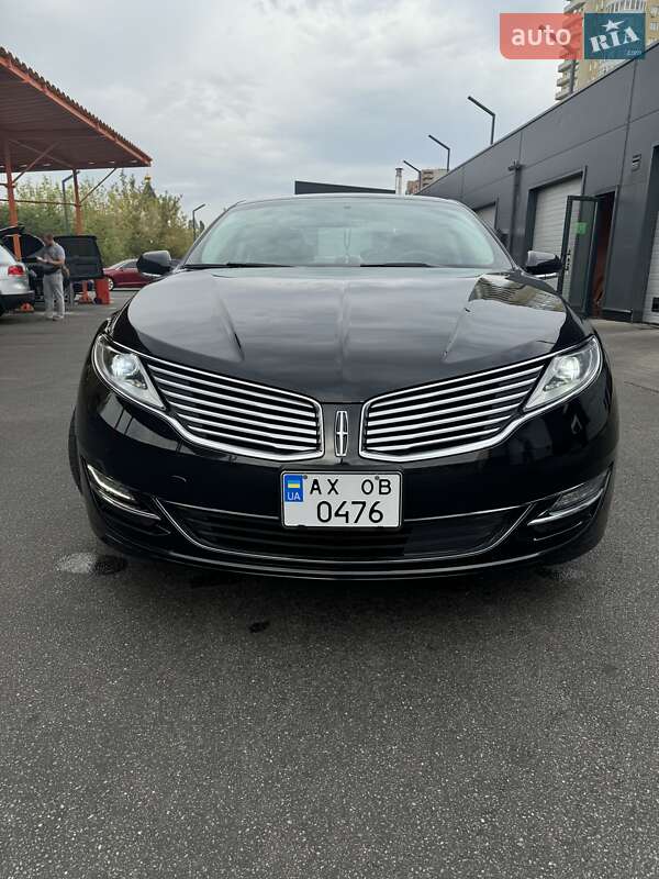 Lincoln MKZ 2013
