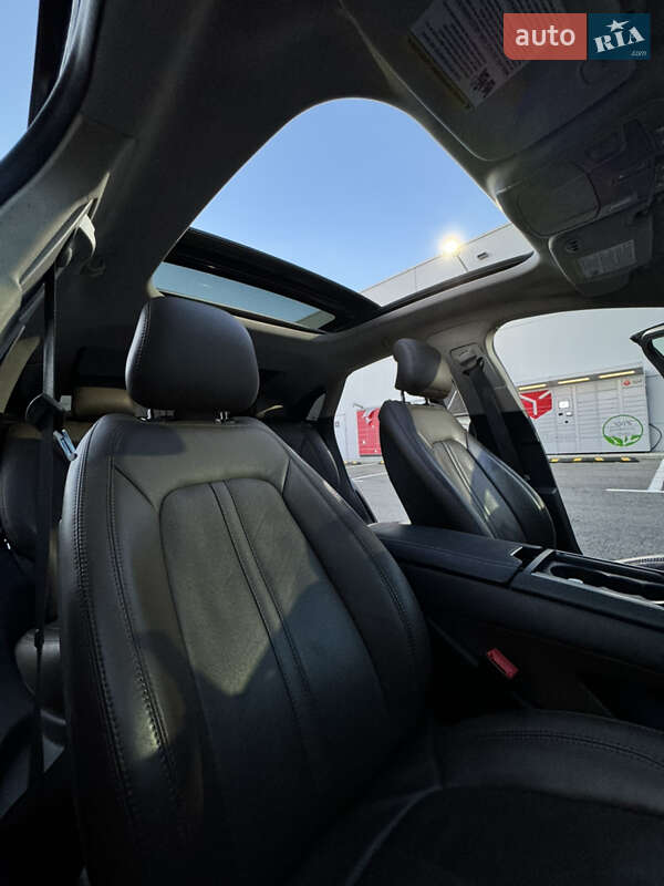 Седан Lincoln MKZ 2014 в Одессе
