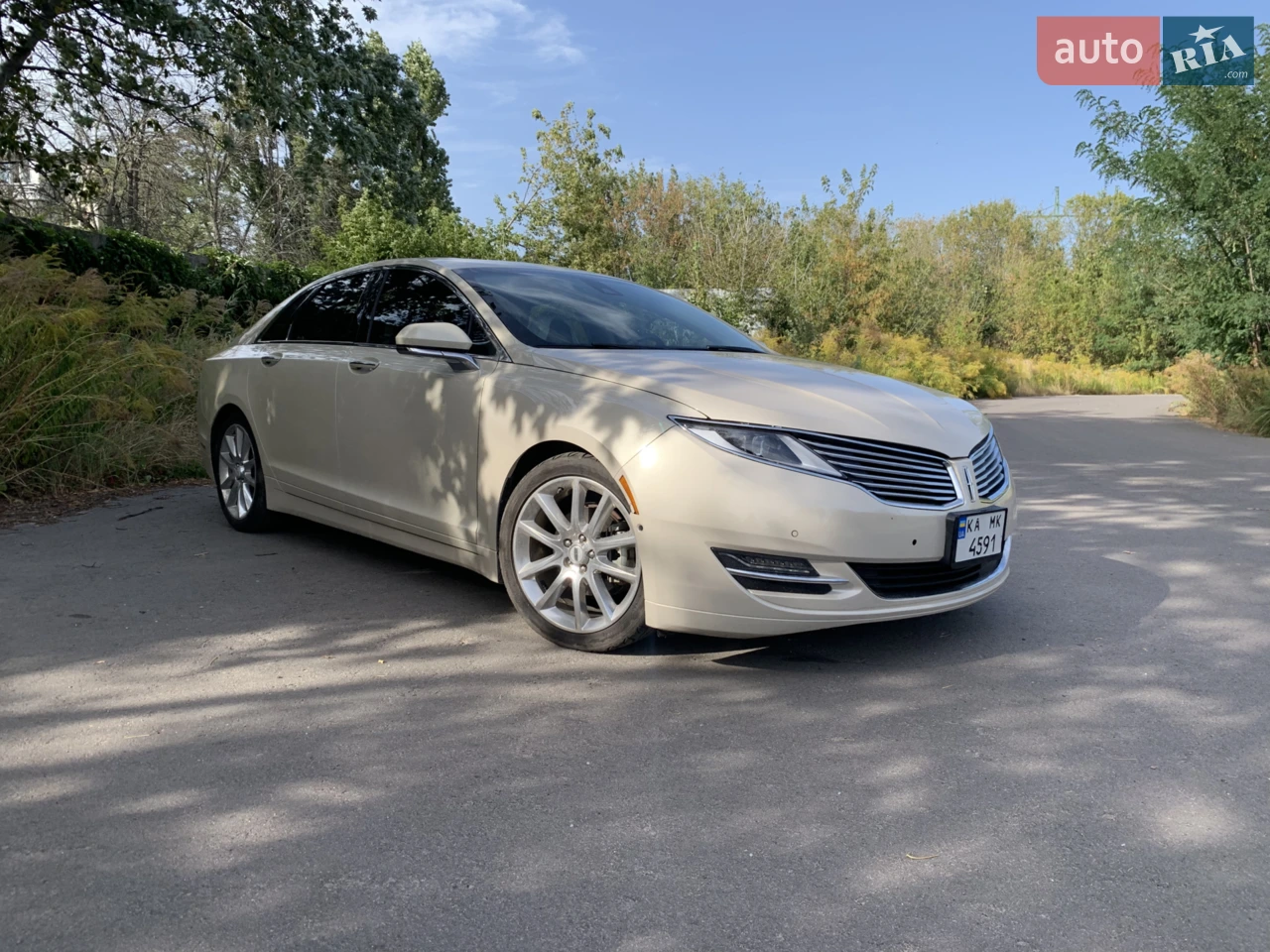 2016 Lincoln MKZ - мініатюра 16
