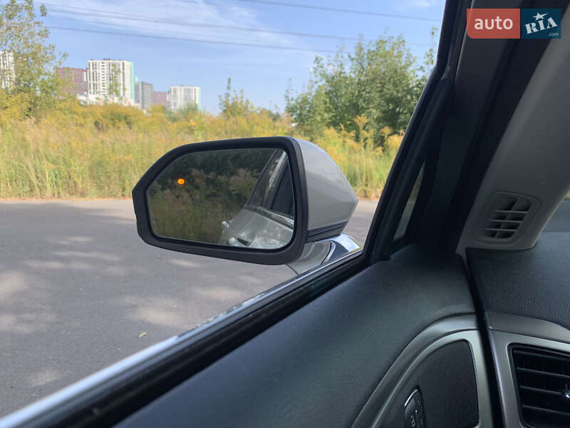 Седан Lincoln MKZ 2015 в Києві