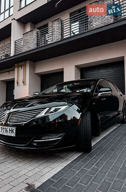 Седан Lincoln MKZ 2014 в 