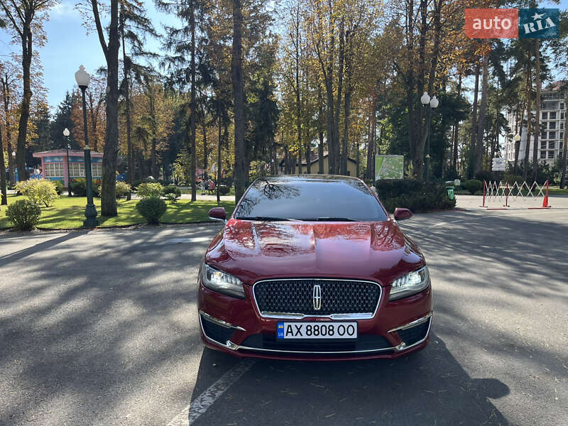 Седан Lincoln MKZ 2016 в Харкові