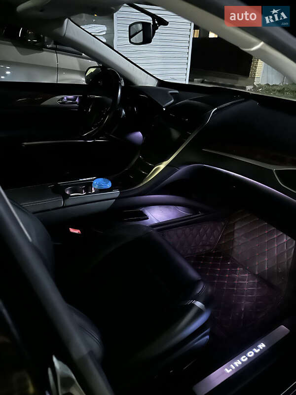 Седан Lincoln MKZ 2014 в Виннице