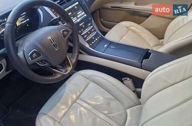 Седан Lincoln MKZ 2015 в 