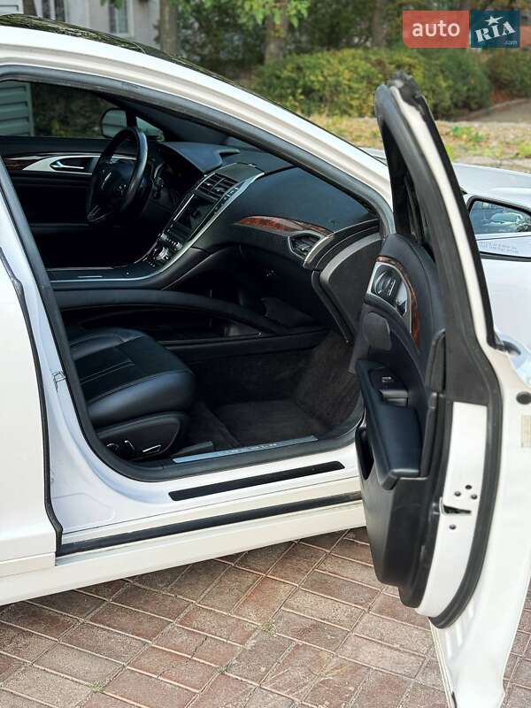 Седан Lincoln MKZ 2016 в Кропивницком фото 11 Седан Lincoln MKZ 2016 в Кропивницком