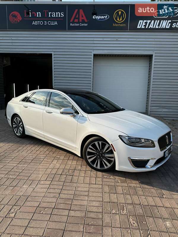 Lincoln MKZ 2016