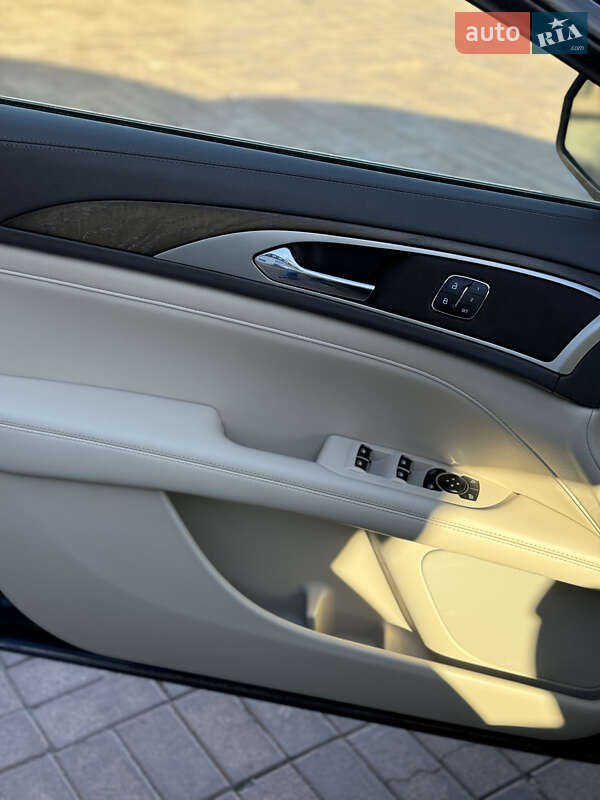 Седан Lincoln MKZ 2017 в Кропивницком