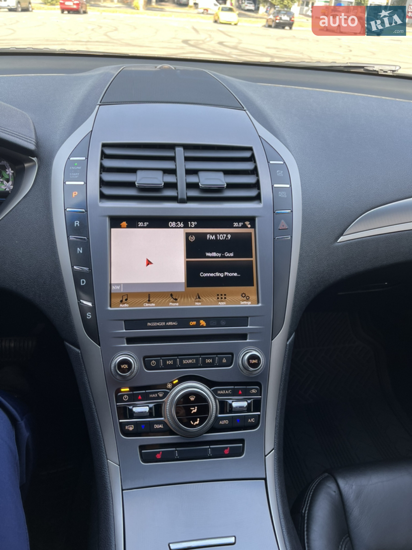 2016 Lincoln MKZ - мініатюра 15