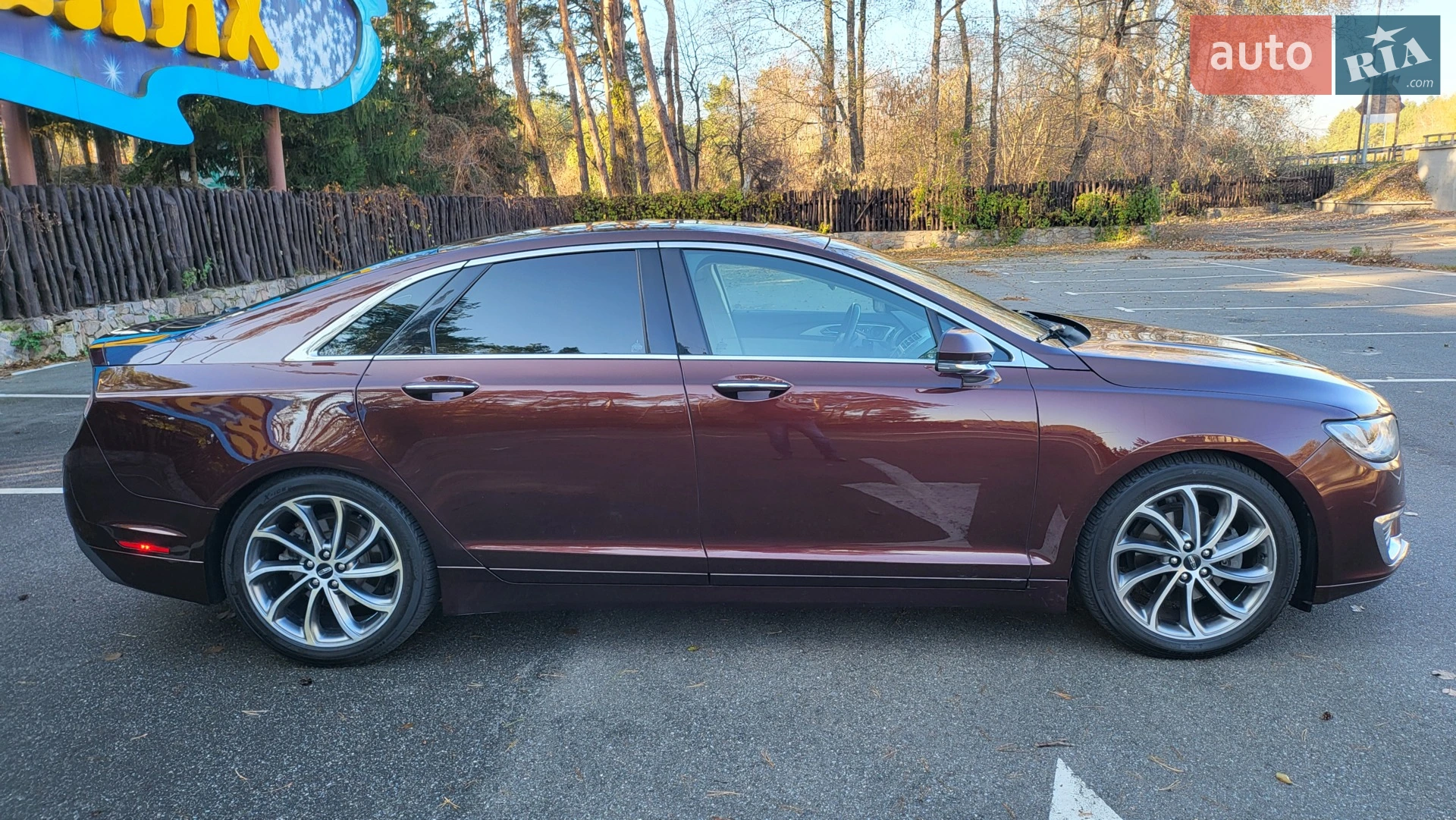 2019 Lincoln MKZ - мініатюра 11