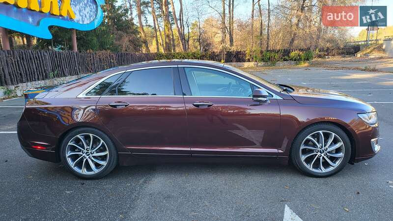 Седан Lincoln MKZ 2019 в Киеве