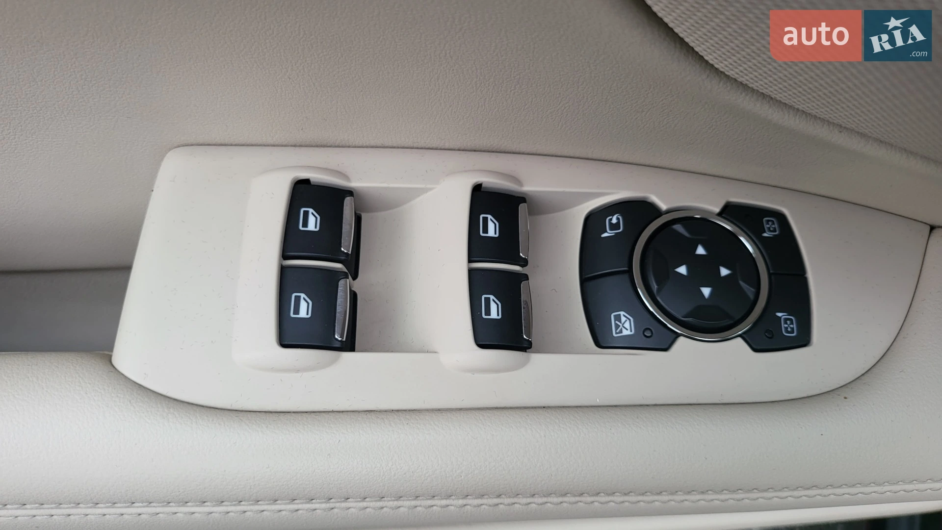 2019 Lincoln MKZ - мініатюра 51