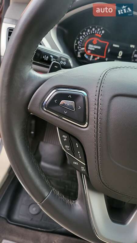 Седан Lincoln MKZ 2019 в Киеве