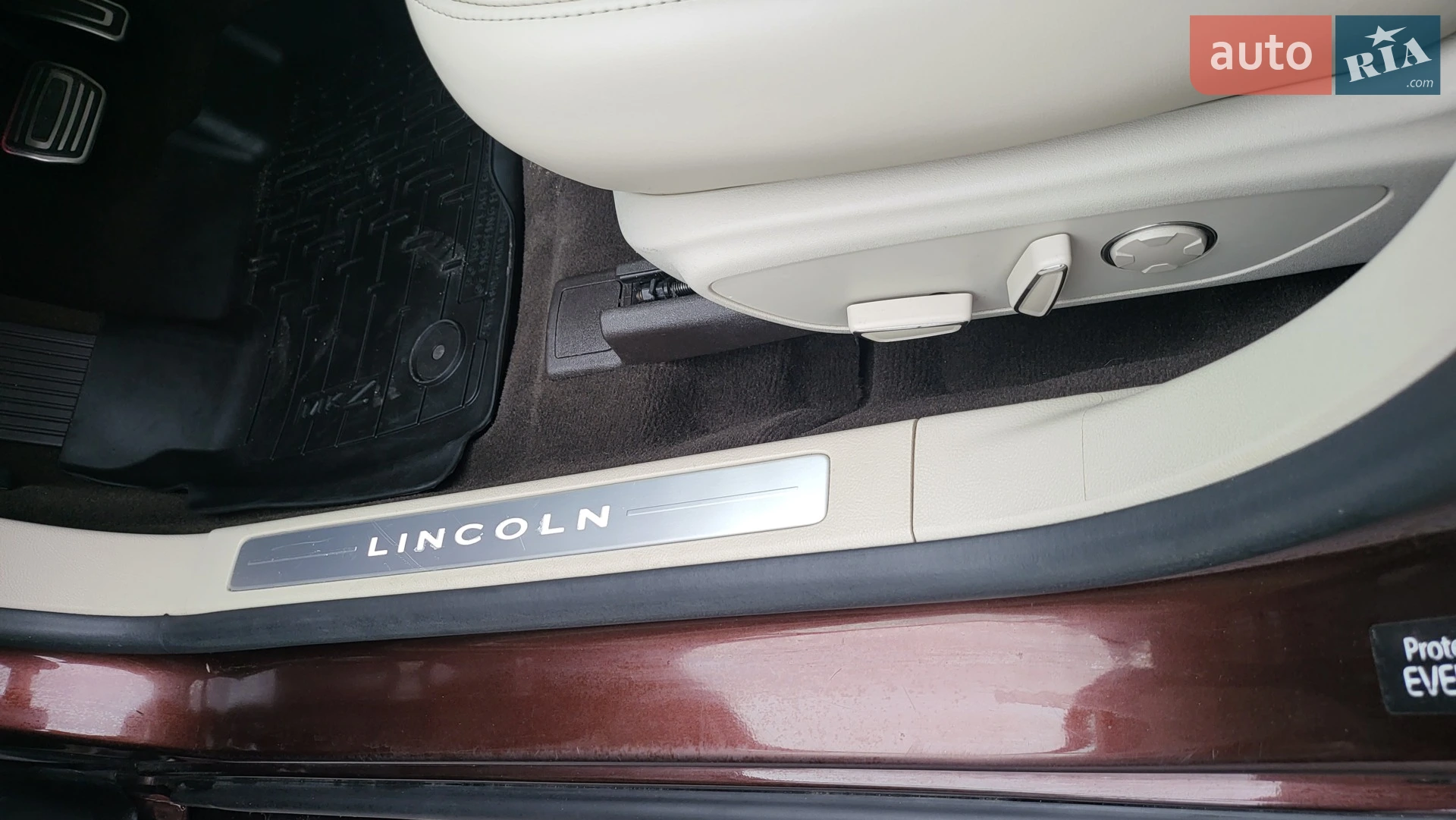 2019 Lincoln MKZ - мініатюра 46