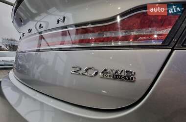Седан Lincoln MKZ 2015 в 