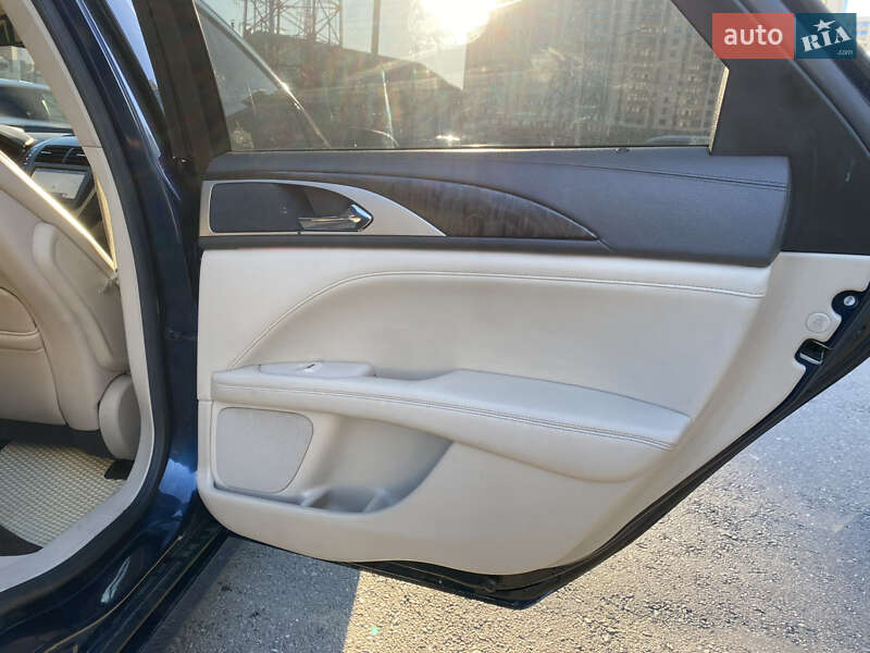 Седан Lincoln MKZ 2016 в Одессе фото 21 Седан Lincoln MKZ 2016 в Одессе