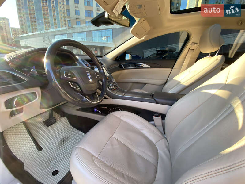 Седан Lincoln MKZ 2016 в Одессе фото 19 Седан Lincoln MKZ 2016 в Одессе