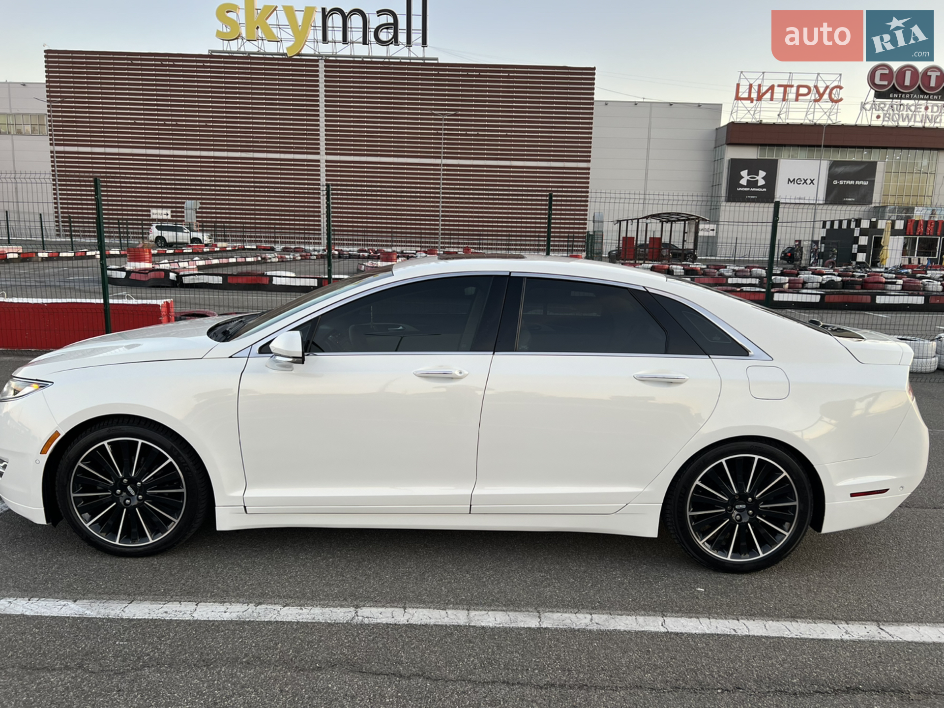 2012 Lincoln MKZ - мініатюра 4