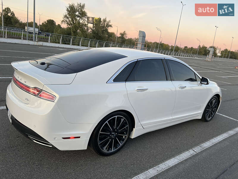 Седан Lincoln MKZ 2012 в Киеве