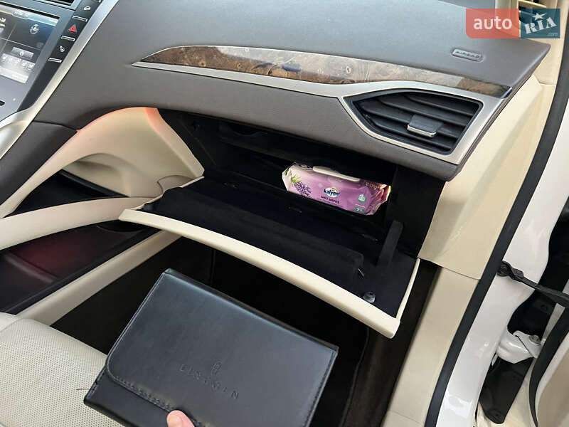 Седан Lincoln MKZ 2012 в Киеве