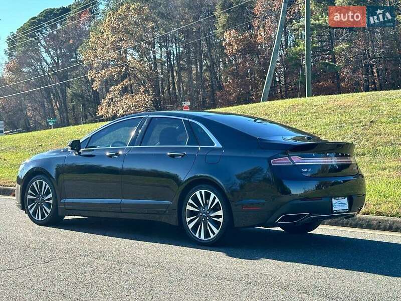 Седан Lincoln MKZ 2017 в Львове