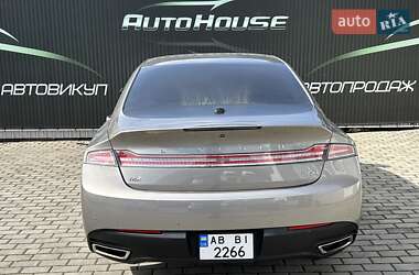 Седан Lincoln MKZ 2014 в 
