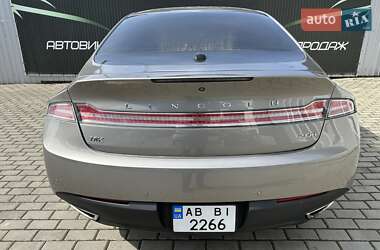 Седан Lincoln MKZ 2014 в 