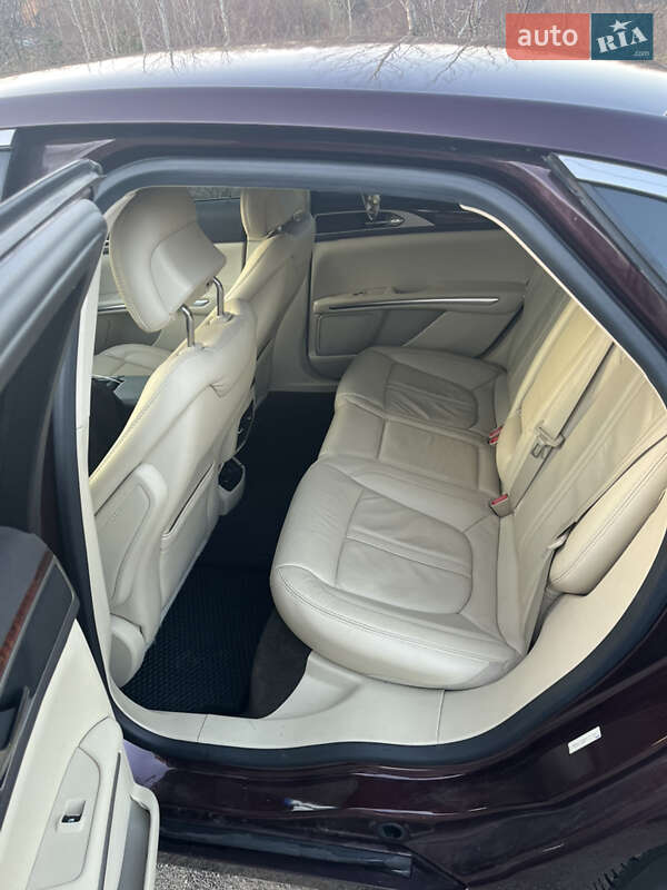 Седан Lincoln MKZ 2013 в Києві